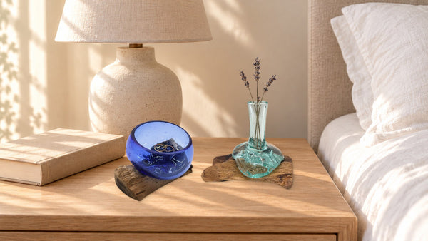 Bedside Table Decor Ideas: What to Put on a Bedside Table